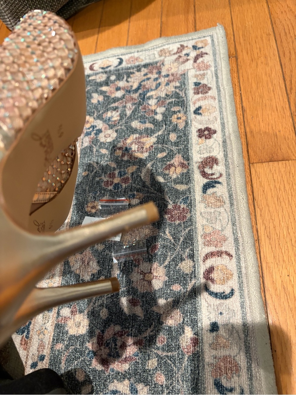 Jewel by Badgley Mischka Rose Gold Mesh Crystal Peep-Toe Mule Heels size 6.5 - Picture 4 of 6